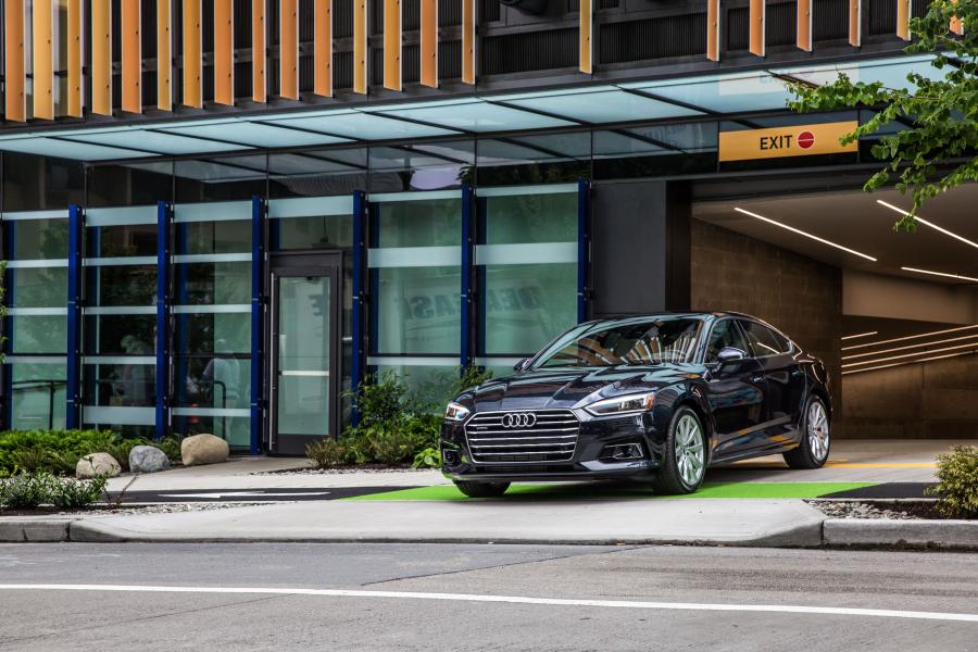  Audi A5 Sportback 2.0T Quattro 2017 года  (NA) (фото 11 из 32)